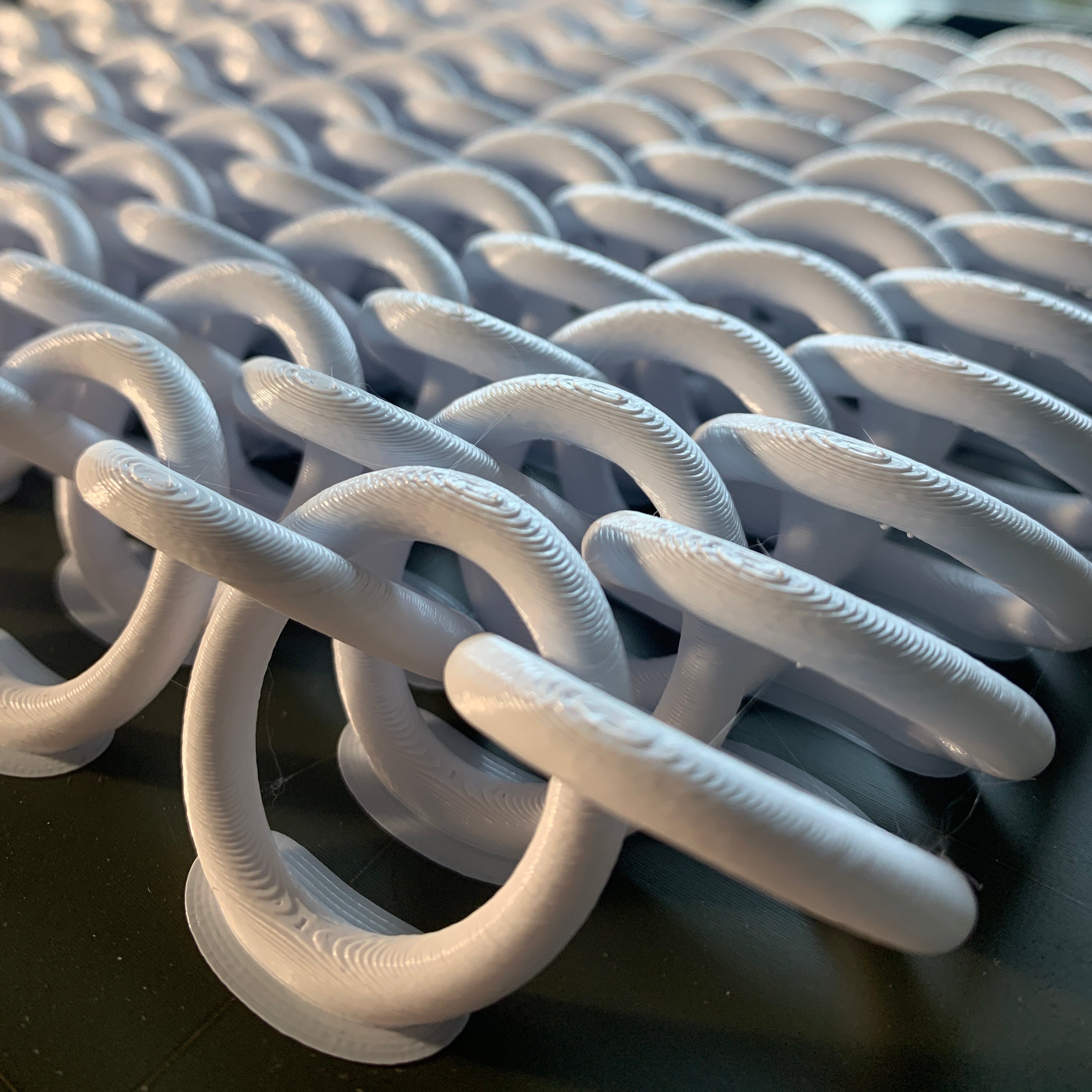 Intertwining Rings 3D Printed Chainmail STL